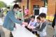 民眾進入園區後消毒作業
