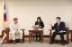 黃偉哲市長與芮喬丹代表暢談台南與加拿大的教育及文化合作