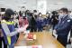 0124市長視察國外郵遞肉製品檢查工作並慰勞相關檢疫人員04