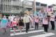 0830 全國交通安全日開學日起跑黃市長前往校園宣導 (1).JPG
