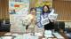 白河國小教師王嘉筠（左）自製的教具懷舊大富翁-「臺南大地主旅行趣！」獲第一名