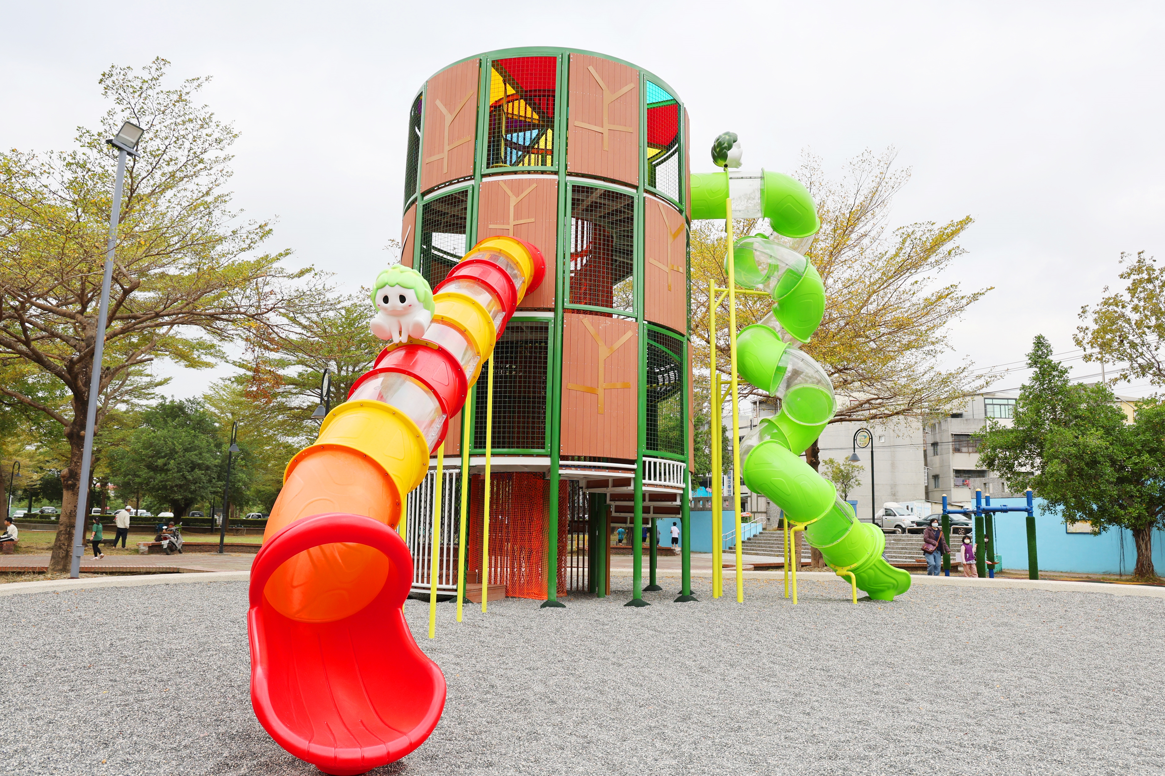 台南歸仁區運動公園特色遊具場完工啟用  黃偉哲盼未來能完成更多特色公園以提供市民更多遊憩空間