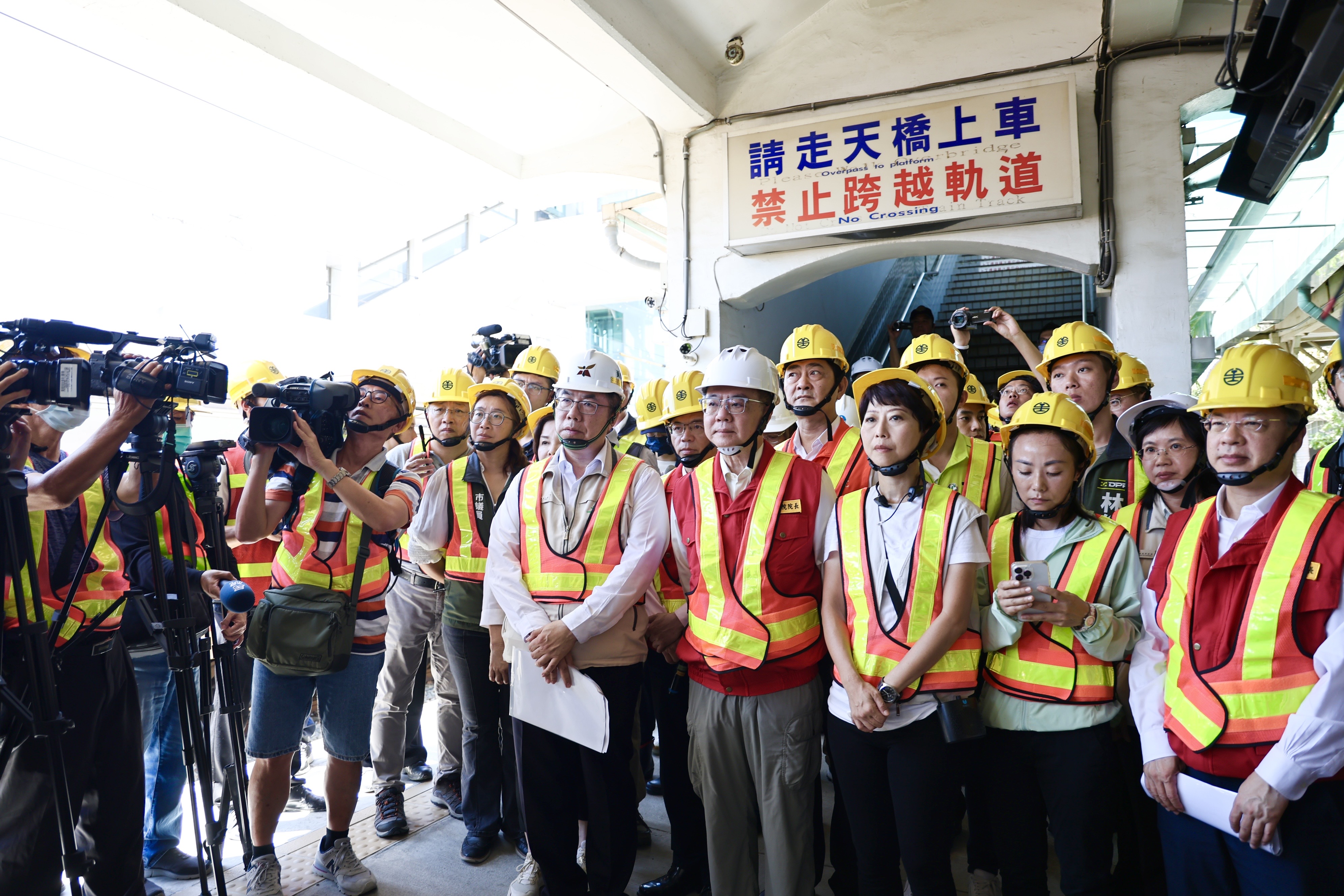 台鐵嘉義至新營段8/2將恢復通車 黃偉哲偕同行政院長卓榮泰關心搶修進度