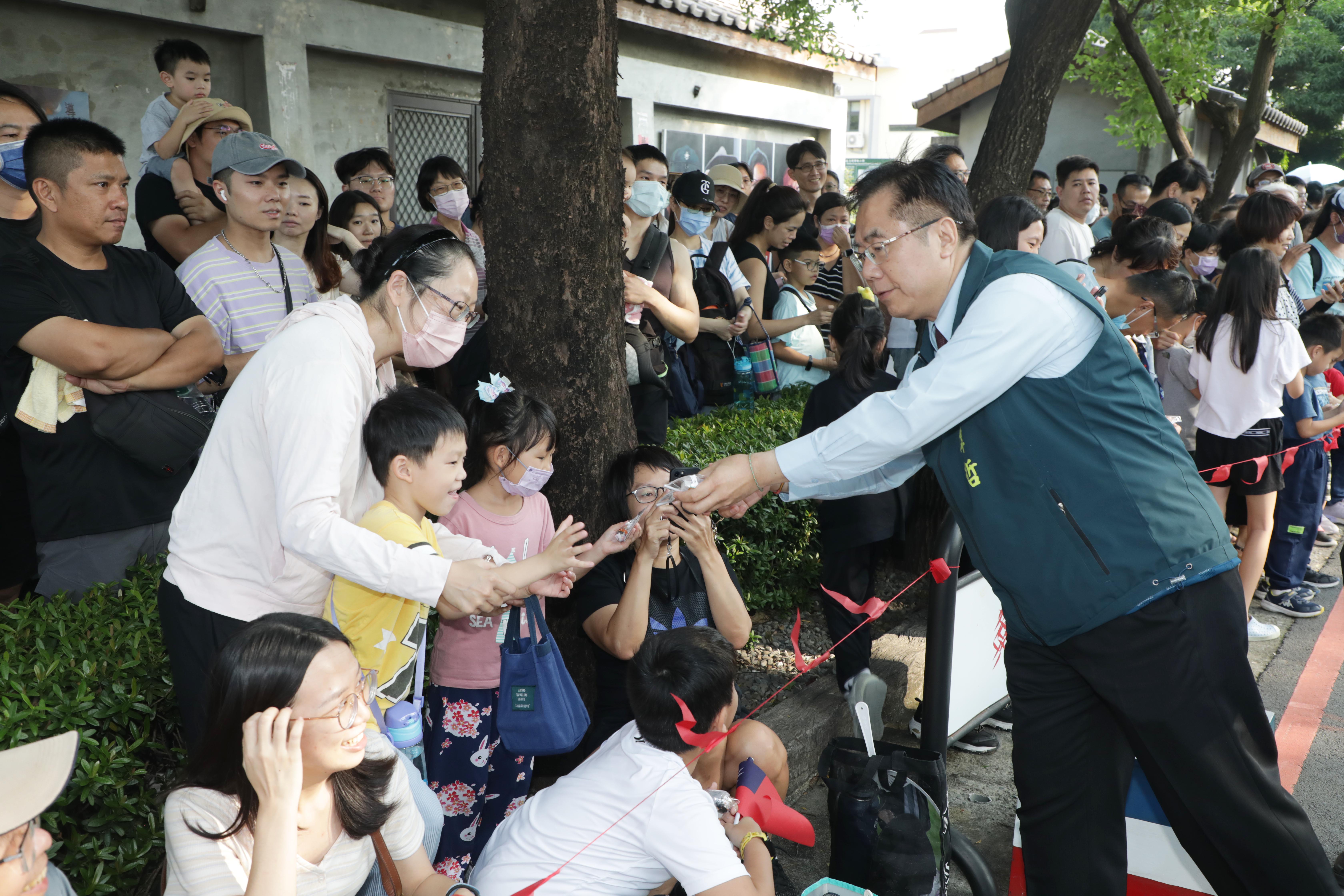 臺南水交社園區「2024雙十國慶晴空藝術節」今起連四日舉行 黃偉哲邀欣賞精彩表演感受歡樂國慶氛圍