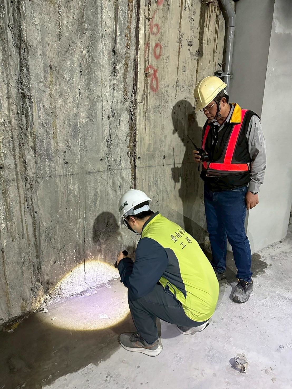 雨季將屆南市工務局呼籲建築工地作好巡倒清刷   發現病媒蚊將勒令停工