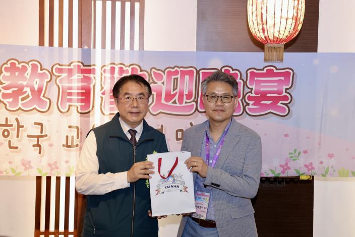 台南力拼國際教育旅行首選城市 黃偉哲親迎韓國參訪團