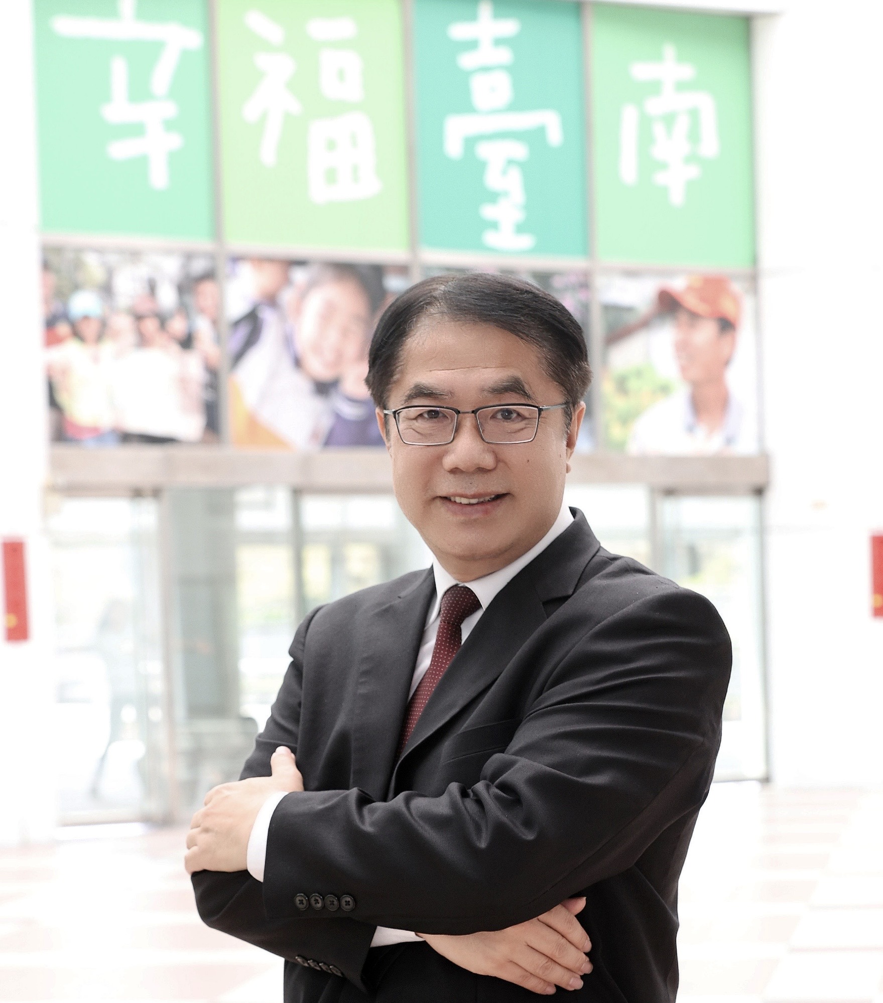 黃偉哲滿意度六都進步最多　建設、招商、政策三箭齊發　市民有感支持升溫