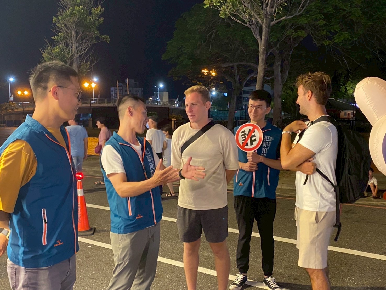 2025臺南市國際龍舟錦標賽 南警設攤宣導強化防詐反毒意識