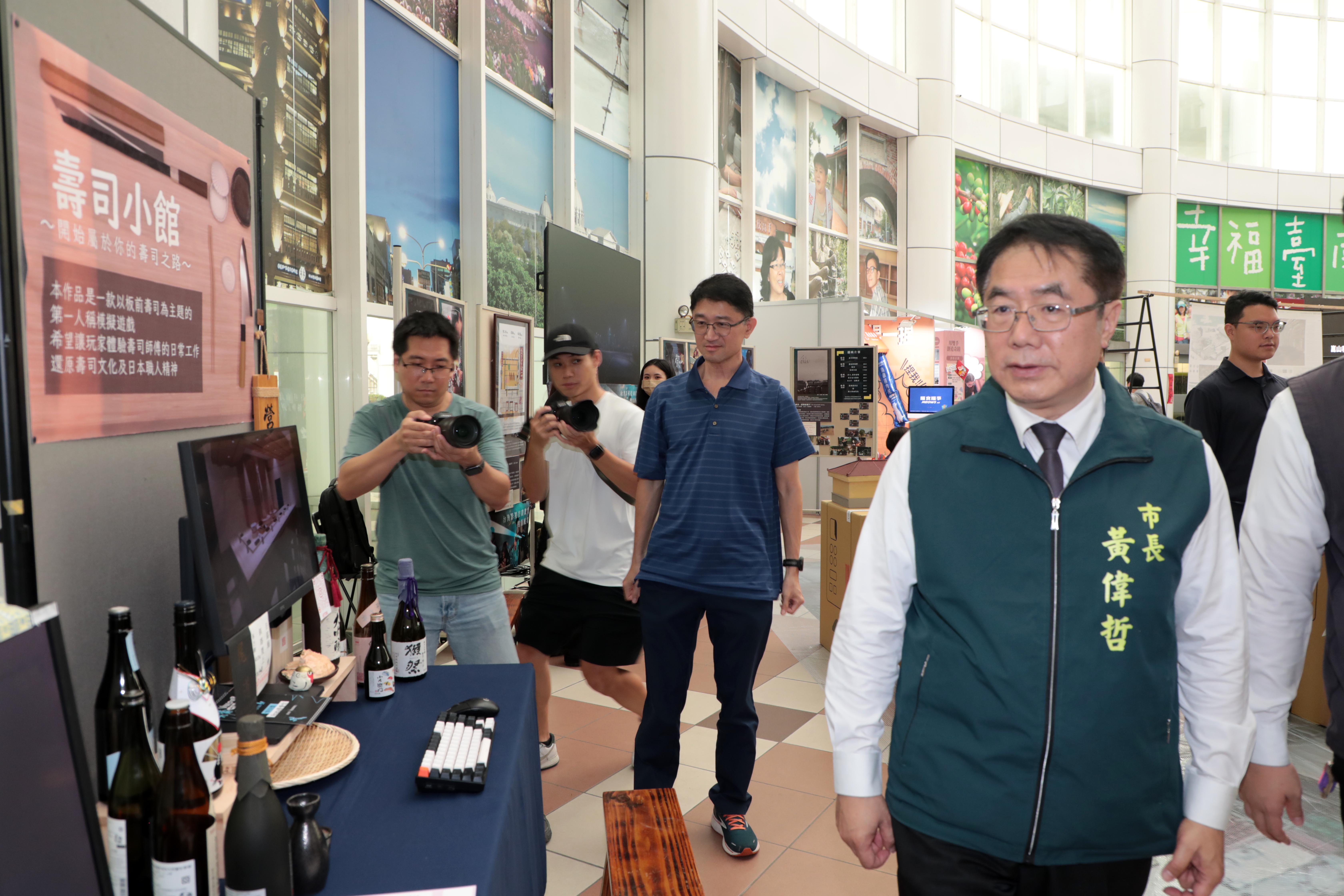 南市府攜手崑山科大、復興商工6/2-6/5舉辦「2025新銳藝術設計展」 黃偉哲盼台南藝術教育持續發光發熱