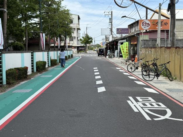 落實臺南市學生通學安全守護專案 校園道路標線優化 全面提升通學人行車行安全