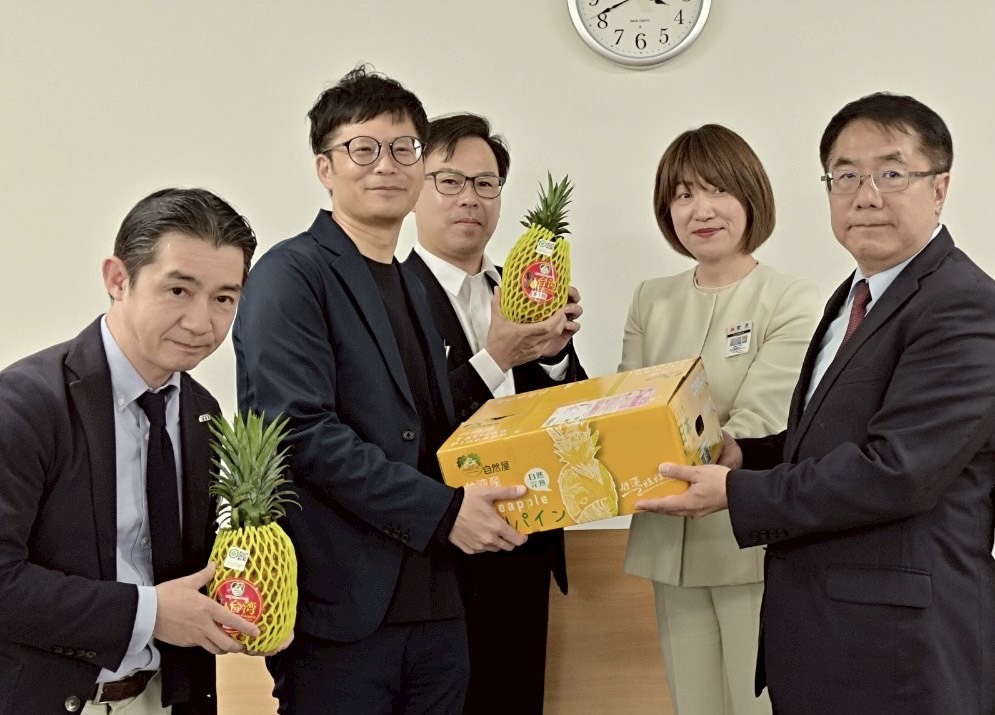 開拓臺南物產新市場,黃偉哲與札幌丸井三越、空知地區、美唄市暢談交流