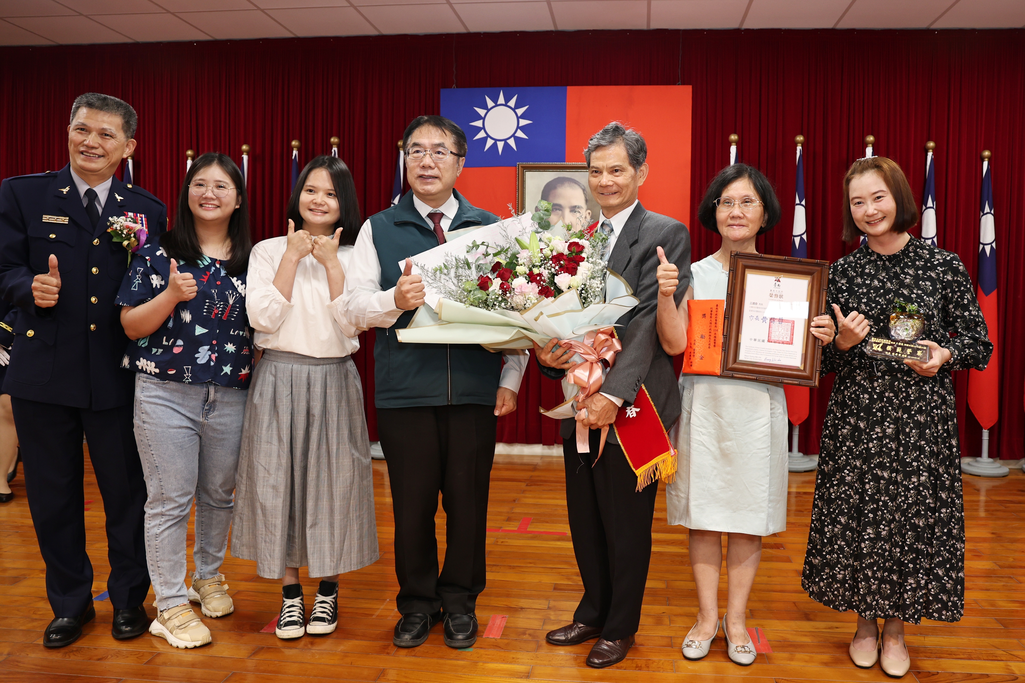 南市114年警察節慶祝大會　黃偉哲頒獎感謝維護治安保障市民財產安全