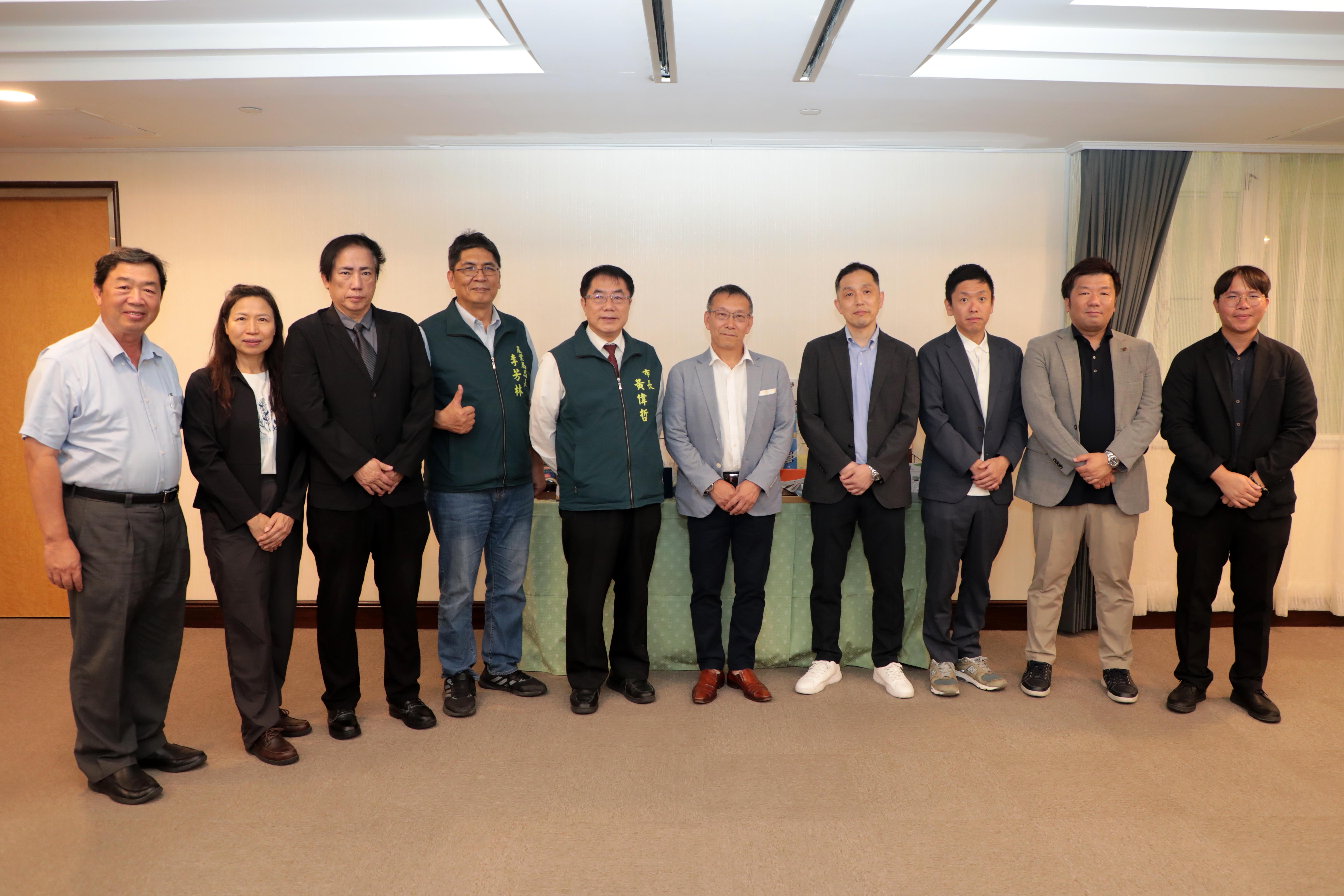 日本頂級超市QUEEN'S ISETAN社長親臨台南  與黃偉哲洽談台南多項農產上架計畫
