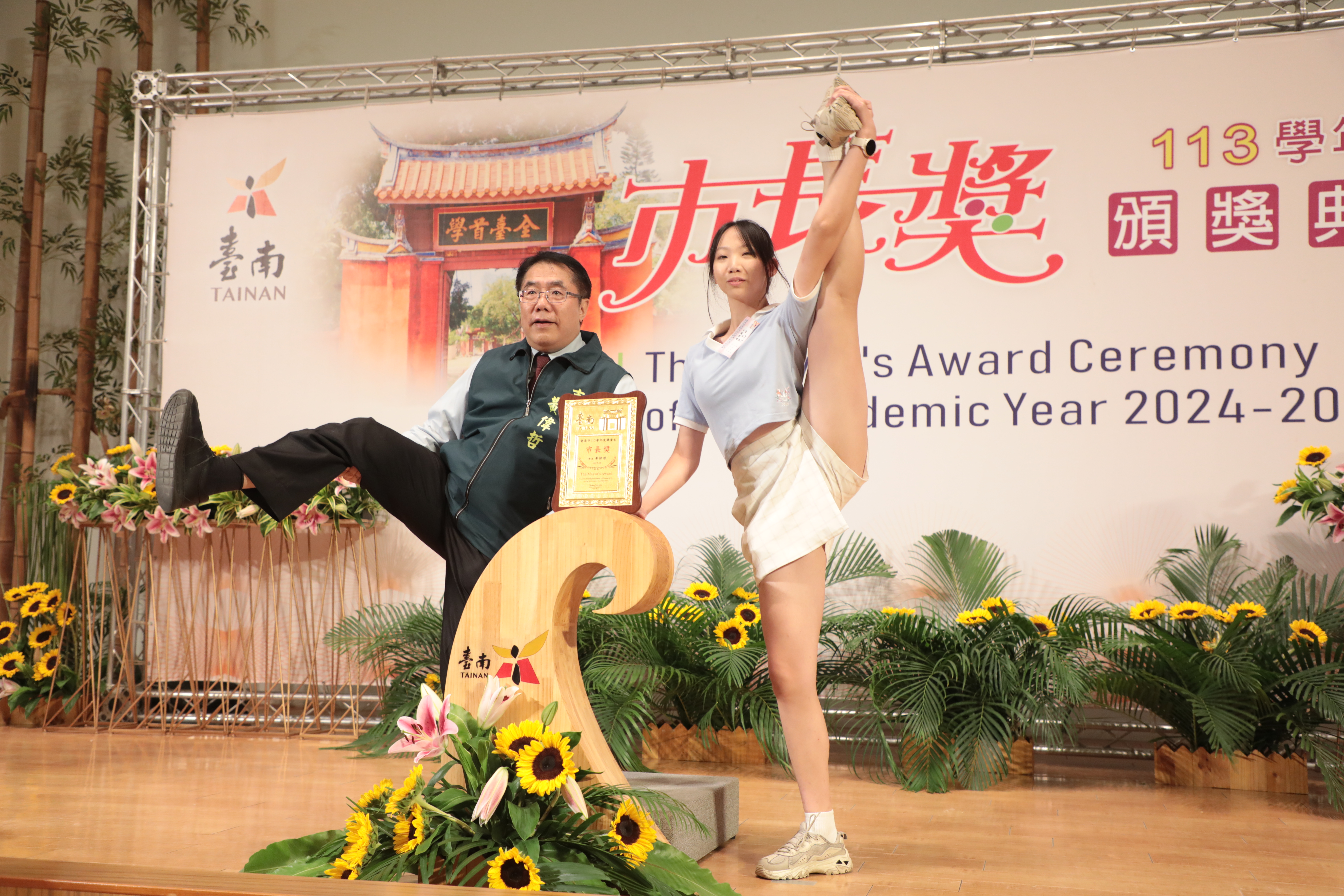 台南市「市長陪你拍」慈濟高中第3場次 黃偉哲勉學子用創意征服未來
