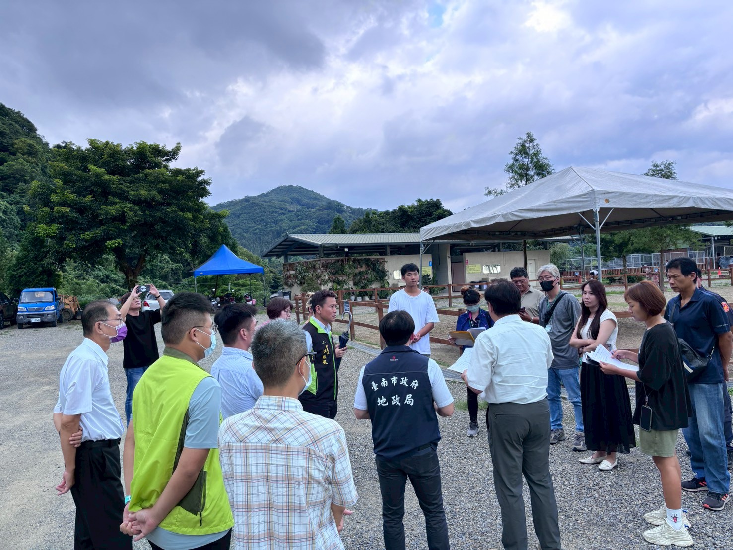 強力取締不法! 台南市政府跨局處稽查山裏咖啡廳 南市府:連續發罰至改善為止