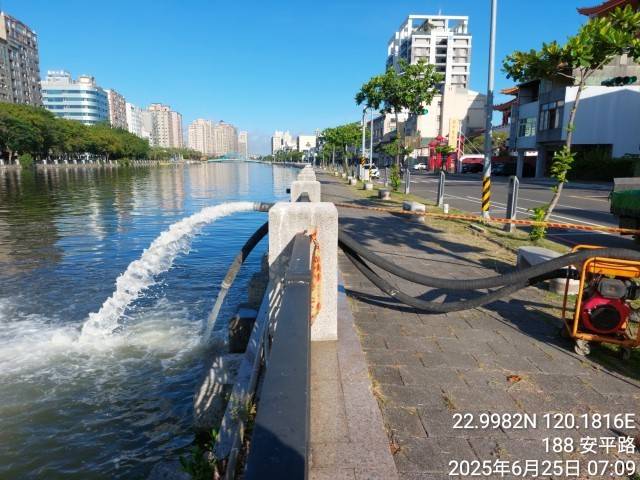 因應大潮水利局加強抽水機運轉  台南市無積淹水情形