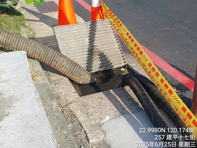 因應大潮水利局加強抽水機運轉  台南市無積淹水情形