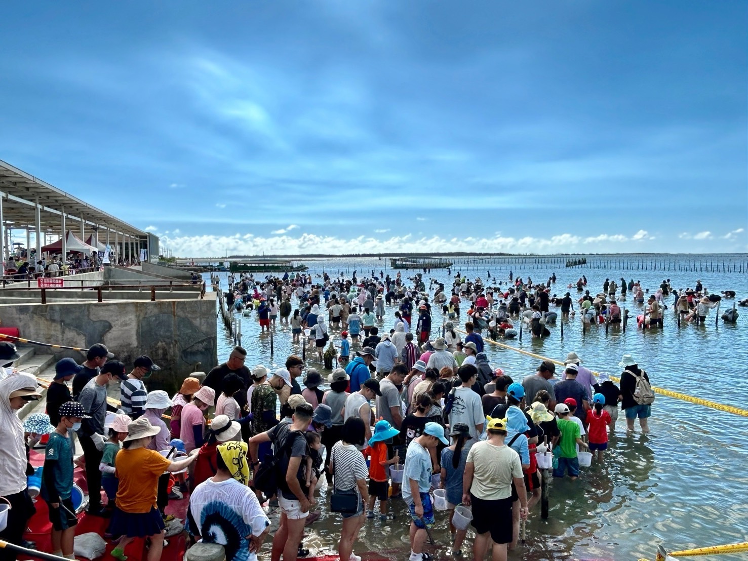 「2025臺南七股海鮮節」挖文蛤體驗、揪團遊七GO最後名額搶購中 ibon票券限定優惠及在地店家優惠好康報你知
