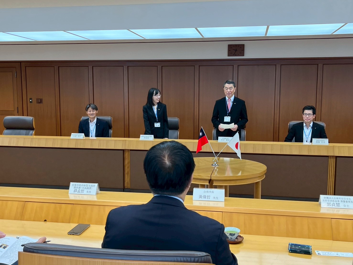 黃偉哲拜會宮城縣知事、議長 共盼教育交流傳承友誼