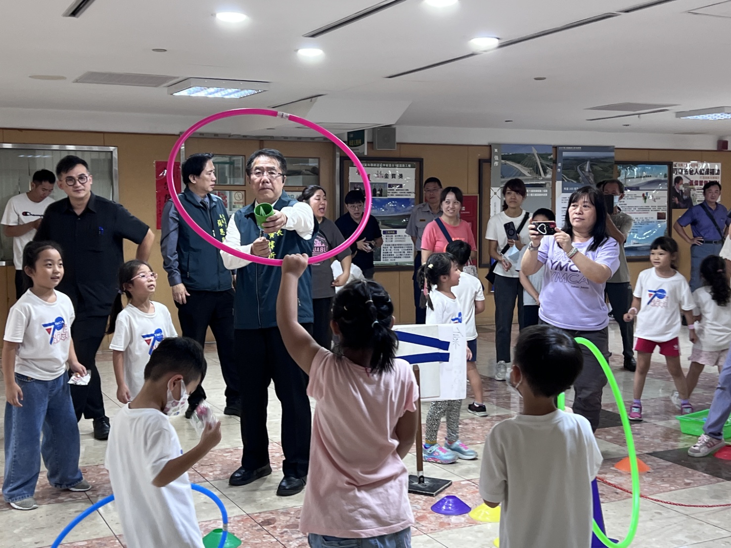小手大創意！臺南市政府員工子女非營利幼兒園「佮飛做伙耍」啟動創意發射挑戰 市長黃偉哲驚喜現身
