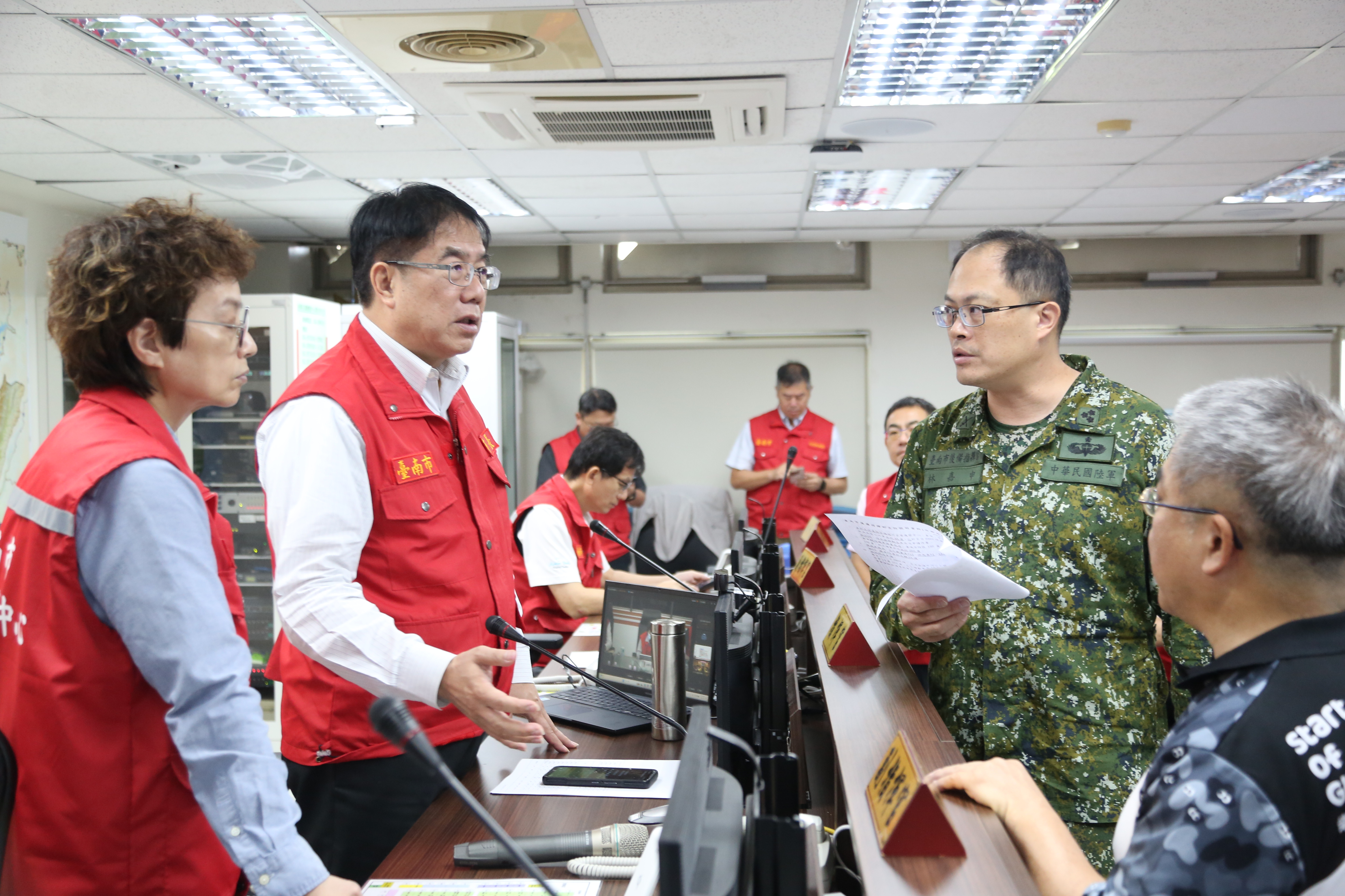 丹娜絲強風侵襲台南  黃偉哲：全力恢復市容及正常供電供水為首要目標