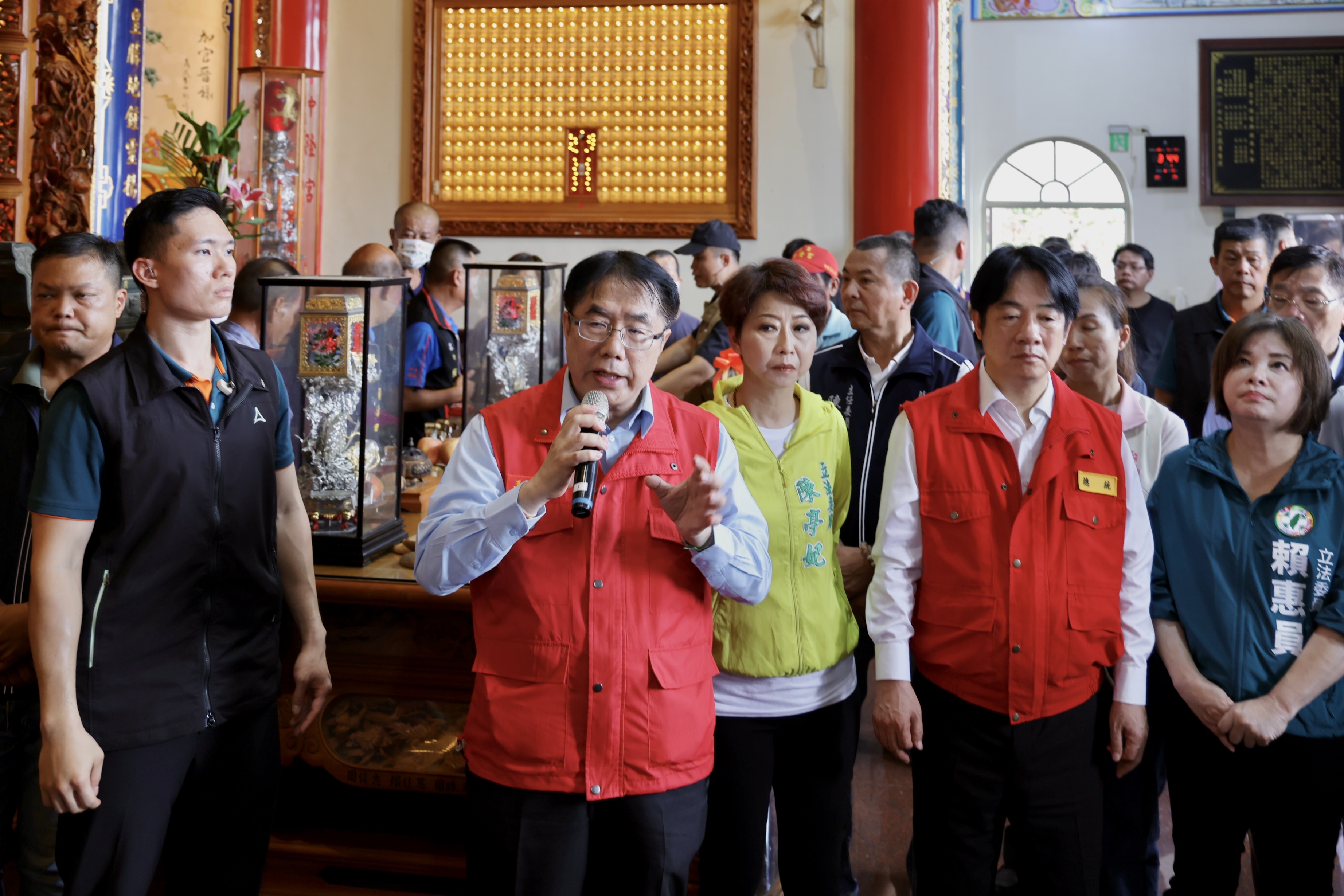 黃偉哲偕賴總統赴七股、學甲、後壁傾聽民眾心聲 將盡全力解決燃眉之急