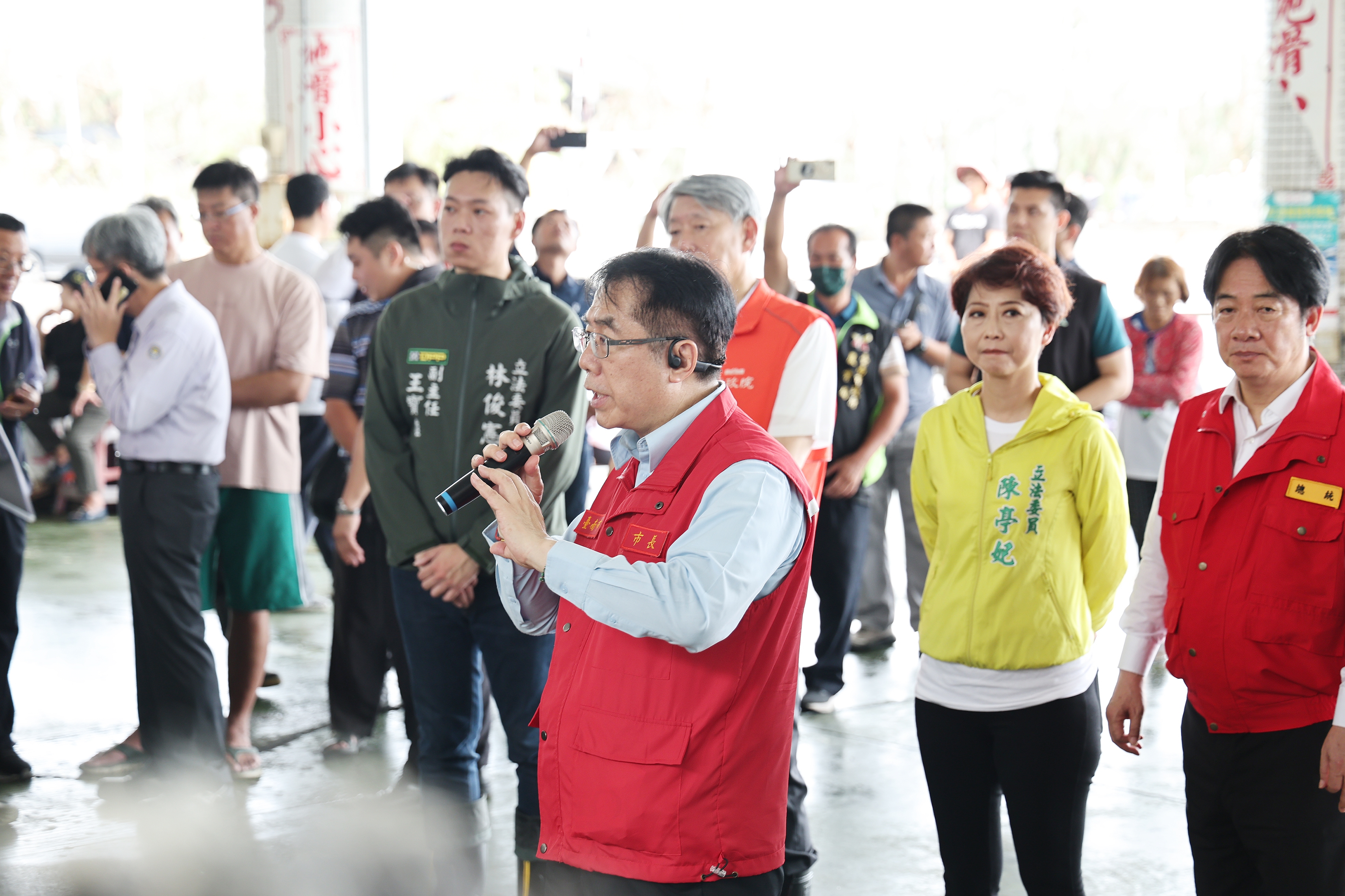 賴總統赴台南將軍、柳營勘農漁災損 黃偉哲：與中央合作加快復原重建產業鏈