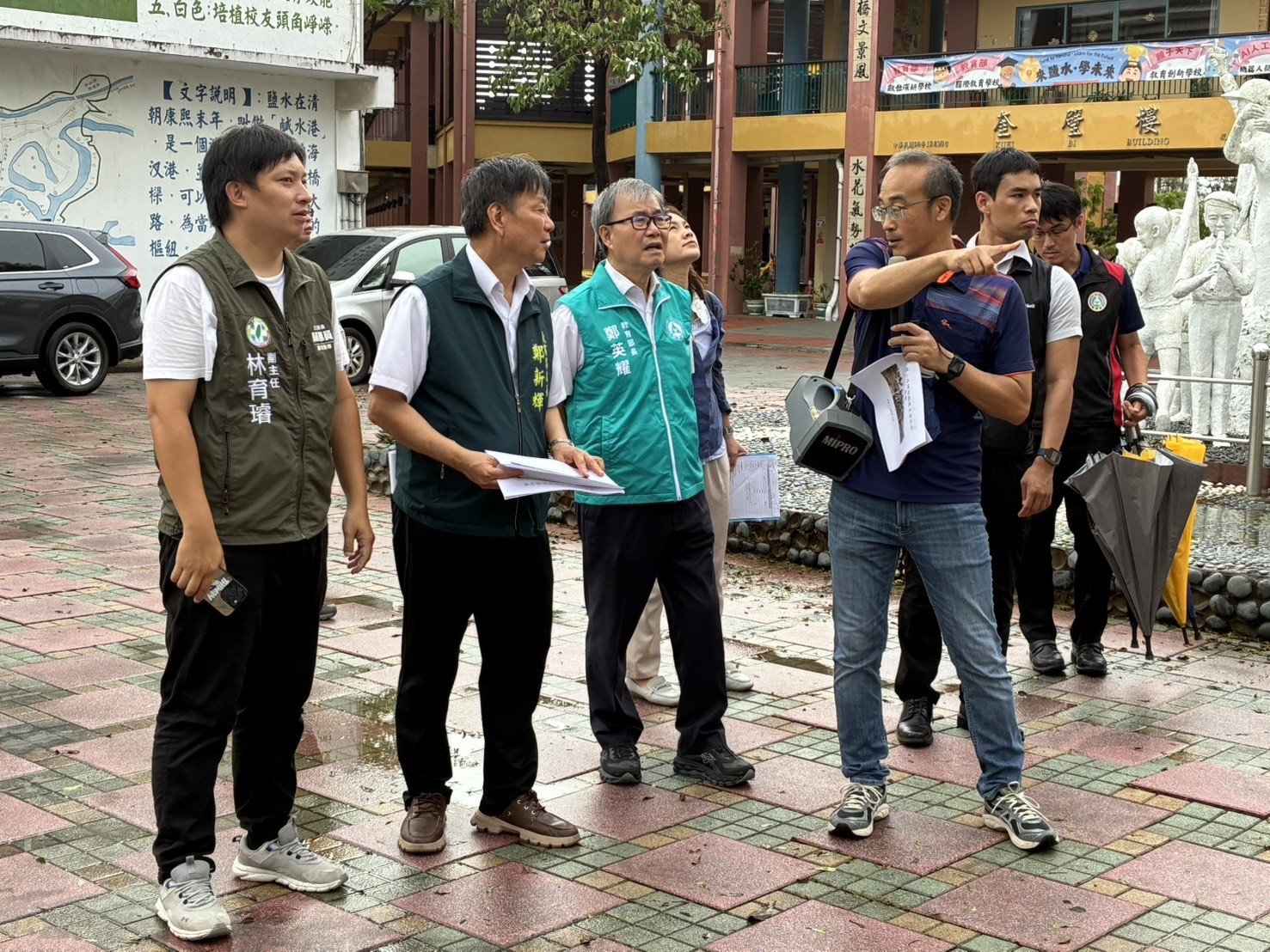 教育部長視察臺南市丹娜絲颱風災損學校 允專案補助三校迫切改善需求