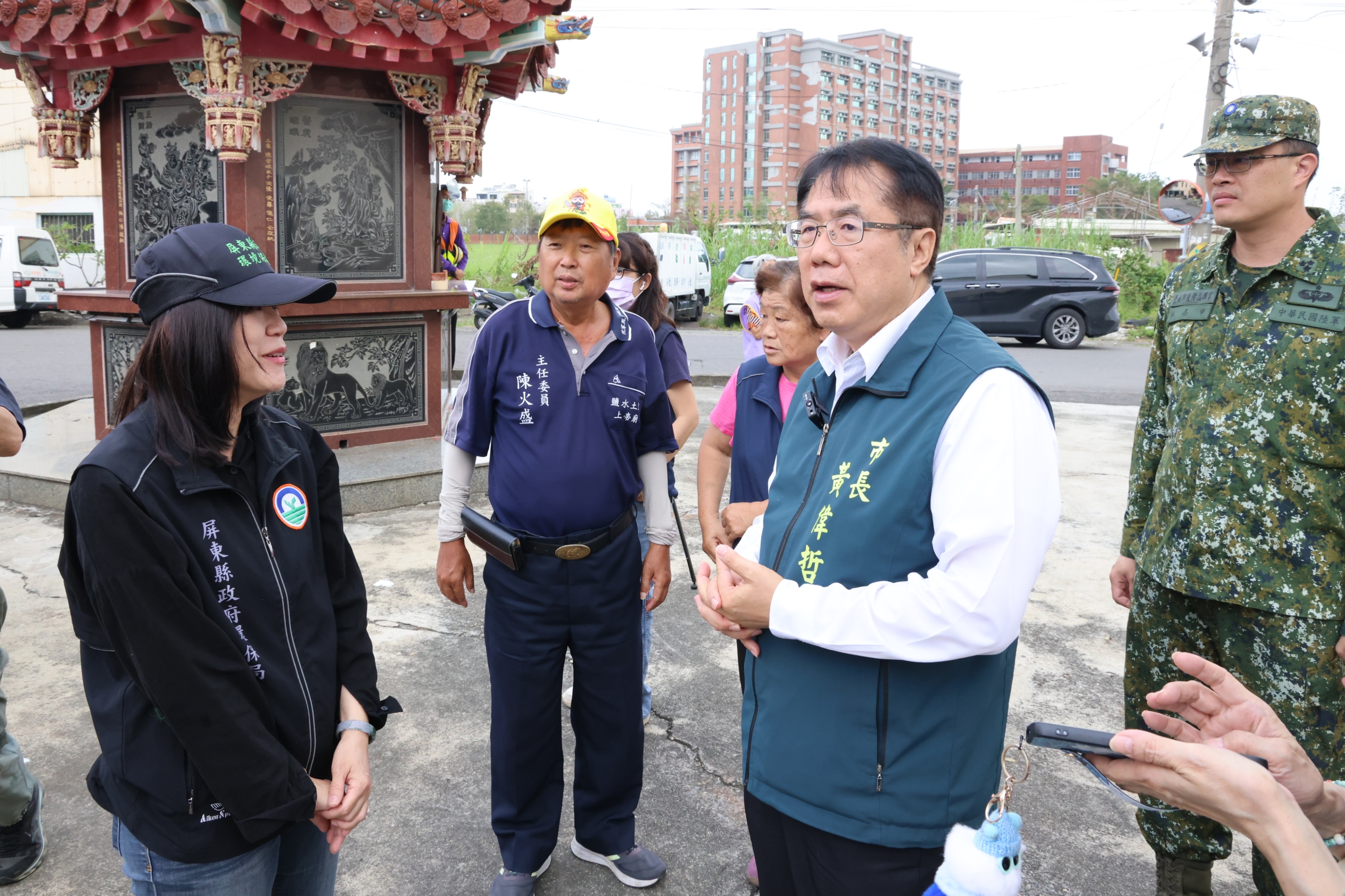 勘災不停歇　黃偉哲親赴鹽水感謝屏東、高雄支援災區復原