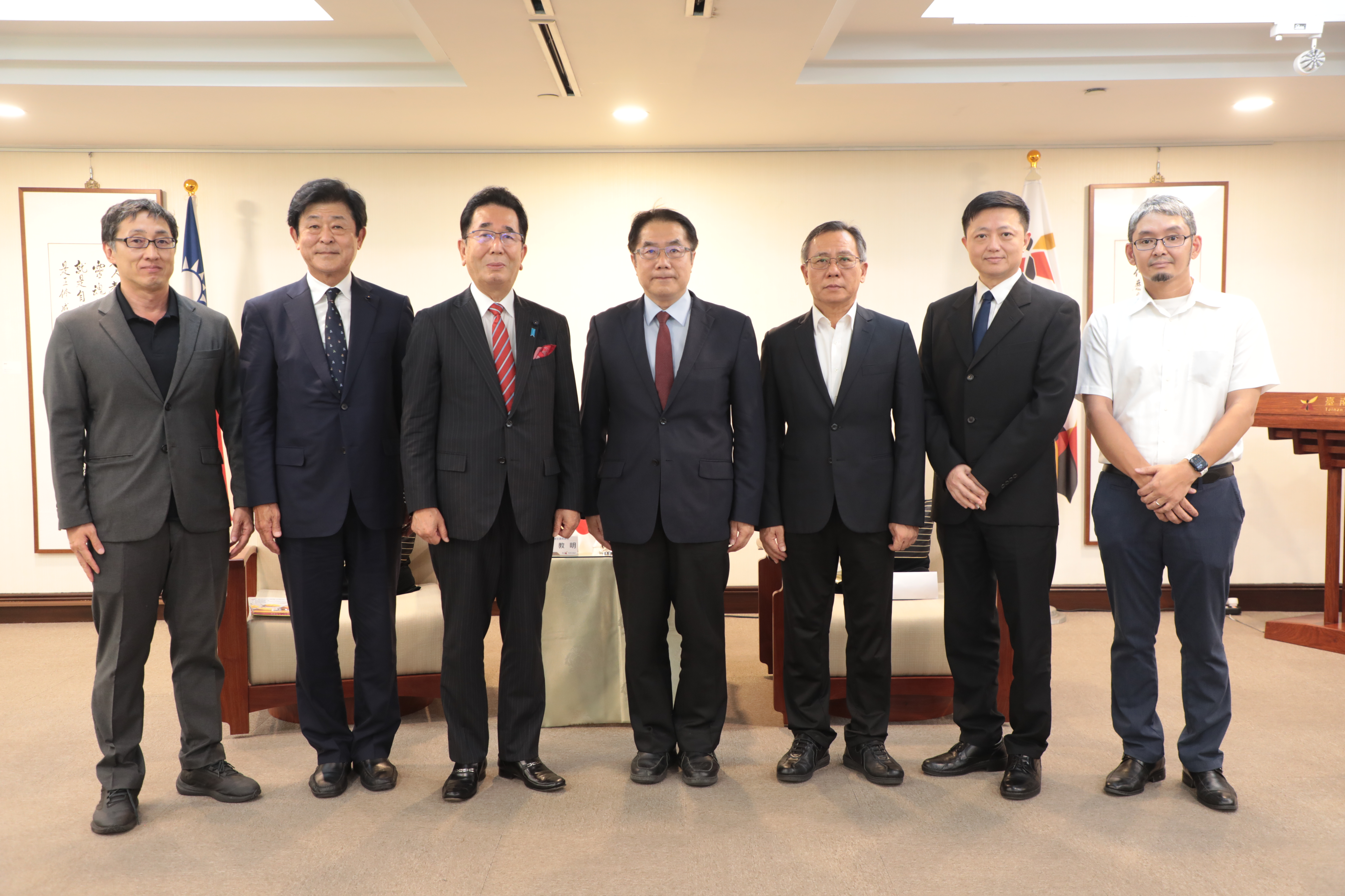 關懷丹娜絲颱風災情　日台友好促進山口縣議會議員連盟暖心捐款助災後復原