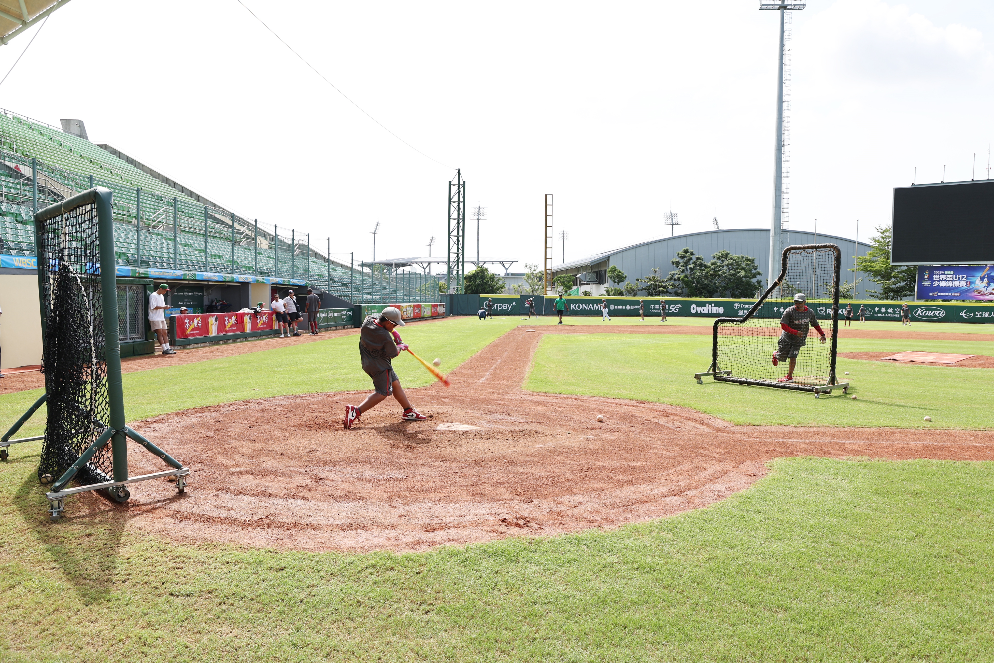 U12世界盃少棒錦標賽場地遭颱風毀損 黃偉哲視察確保選手及觀眾安全