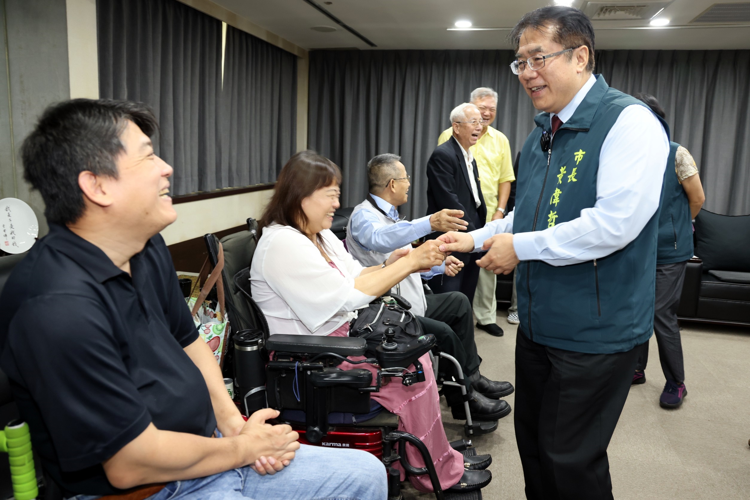 臺南市身心障礙體育運動總會捐款30萬 黃偉哲:關懷化為行動 共建家園