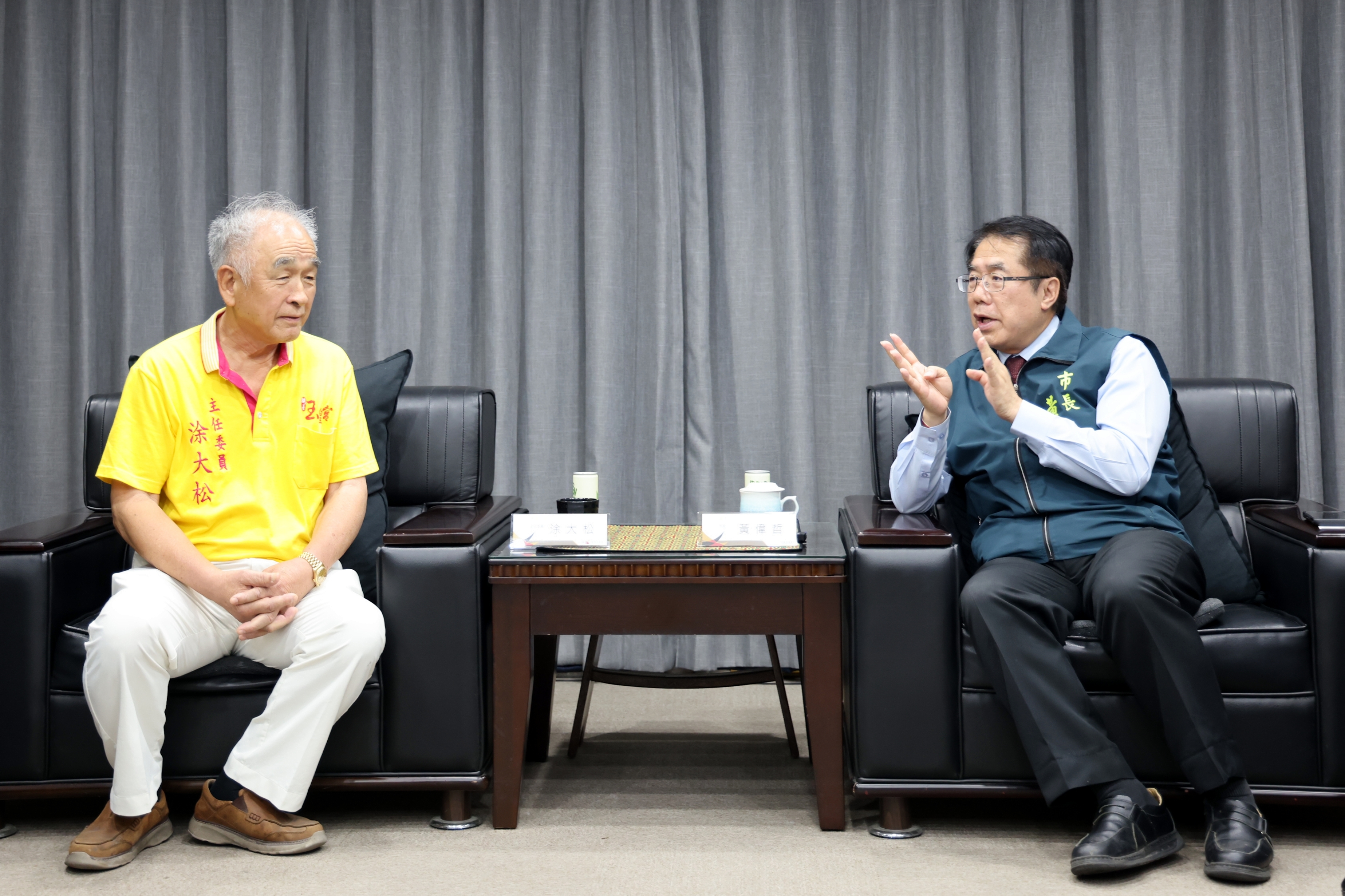 信仰力量助台南災後重建 黃偉哲感謝開基玉皇宮捐助300萬元