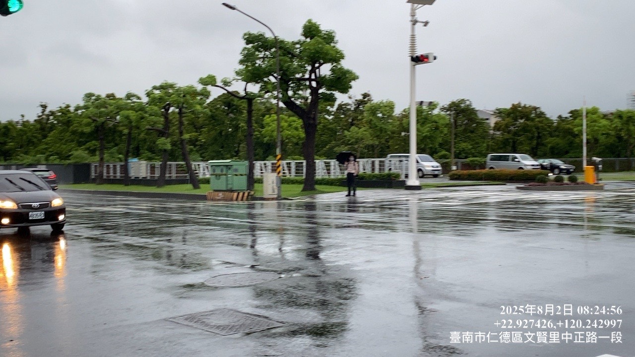 臺南市遭受24小時200年一遇及3小時和1小時500年一遇大豪雨侵襲  無重大災害發生