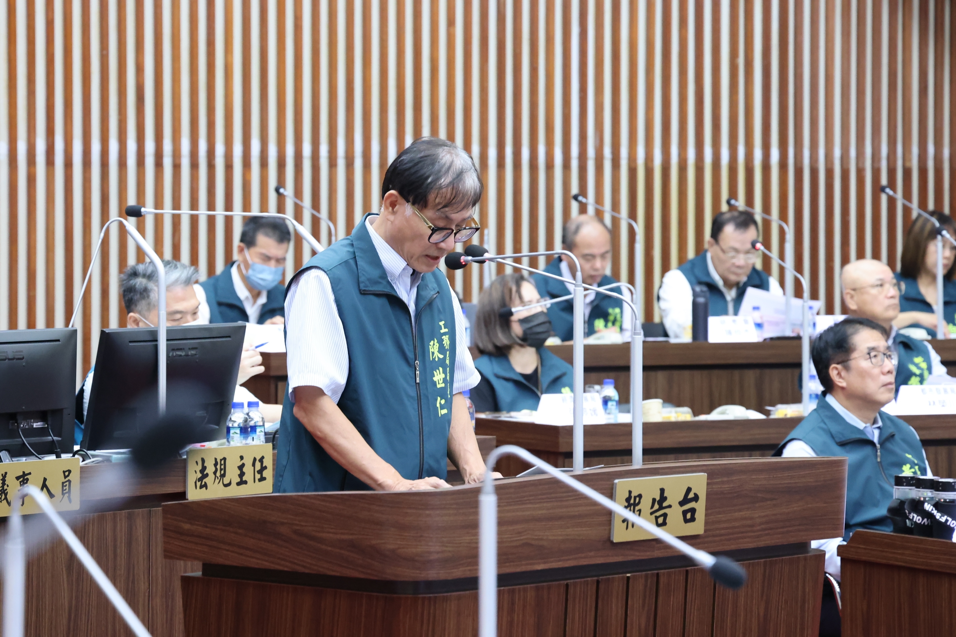 第4屆第9次議會臨時會開幕 黃偉哲率市府團隊備詢