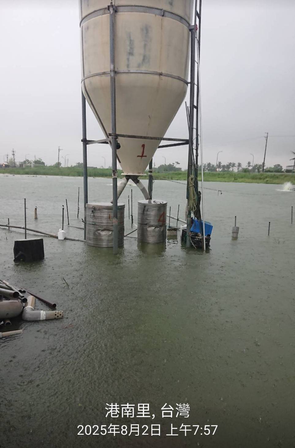 0728 豪雨重創臺南養殖漁業，農業部啟動天然災害現金救助措施