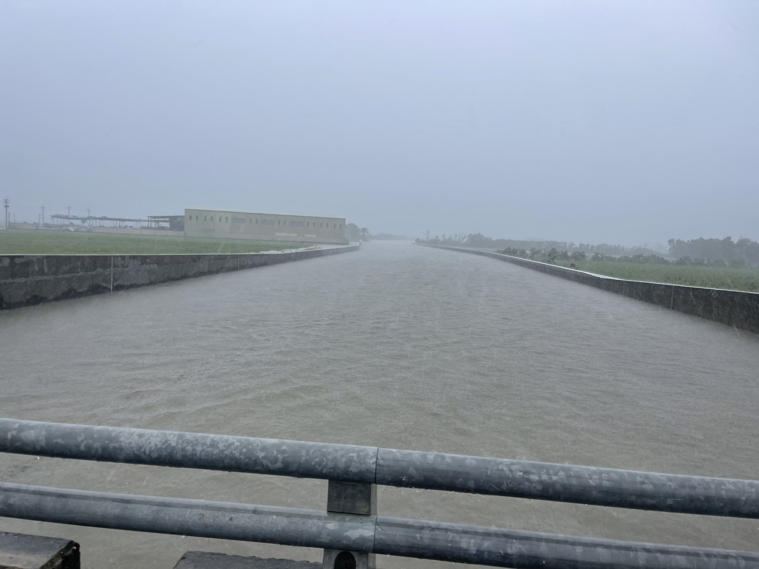 鹽水排水治理工程一期完工 通過丹娜絲颱風及西南風大豪雨考驗 守護聚落農田安全