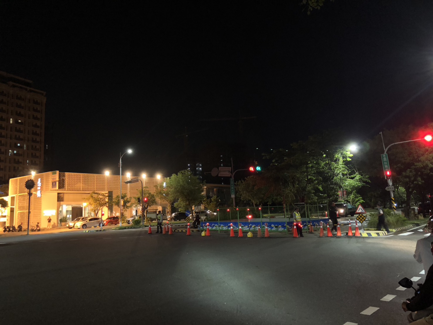 新市區西拉雅大道部分道路封閉 辦理箱涵緊急搶險作業