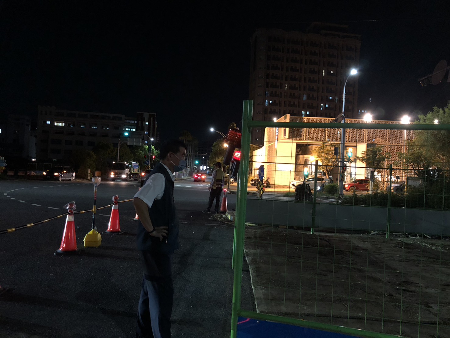 新市區西拉雅大道部分道路封閉 辦理箱涵緊急搶險作業