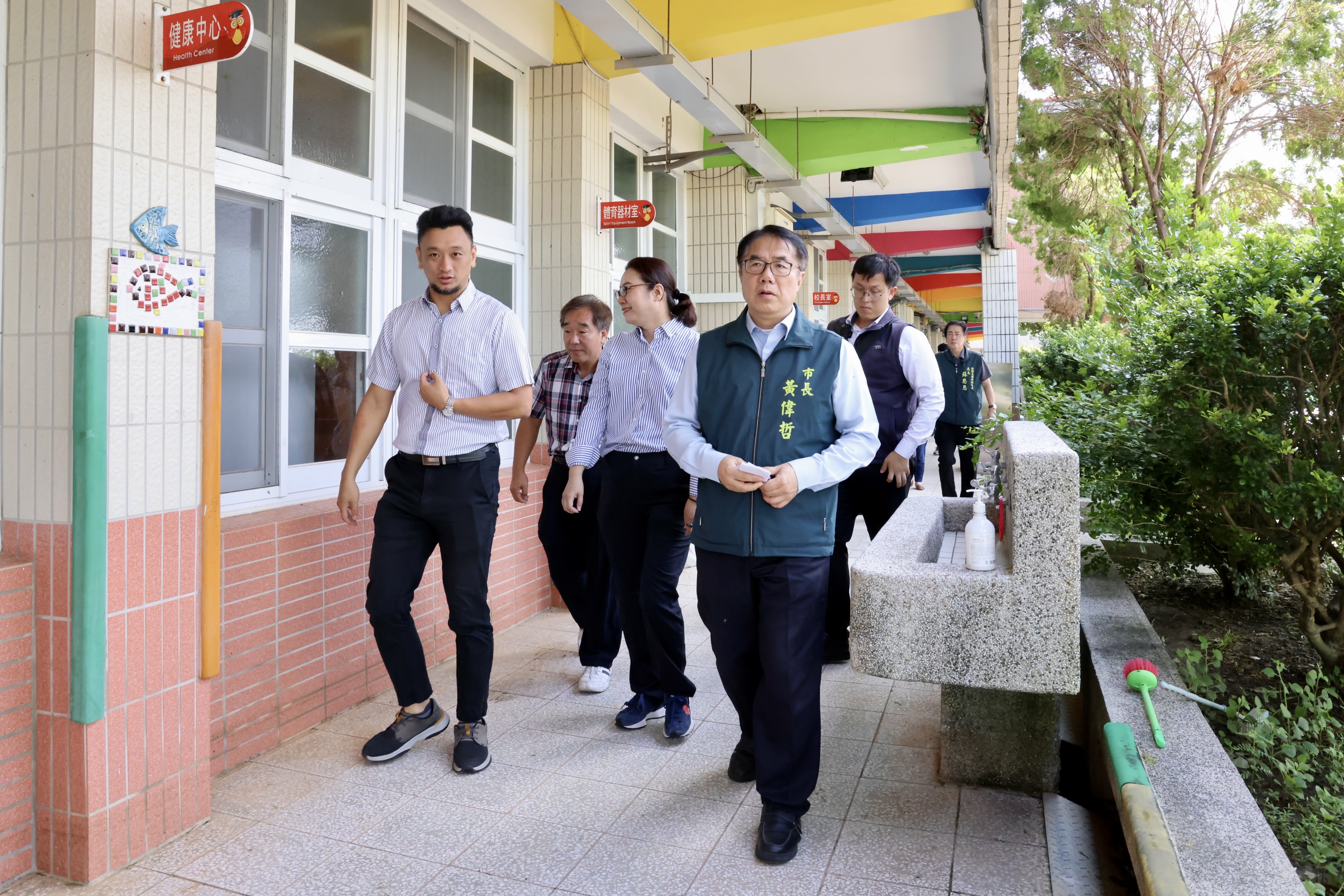 北門玉湖及蚵寮雙春校區化身臨時安置所 黃偉哲盼社區資源活化再利用