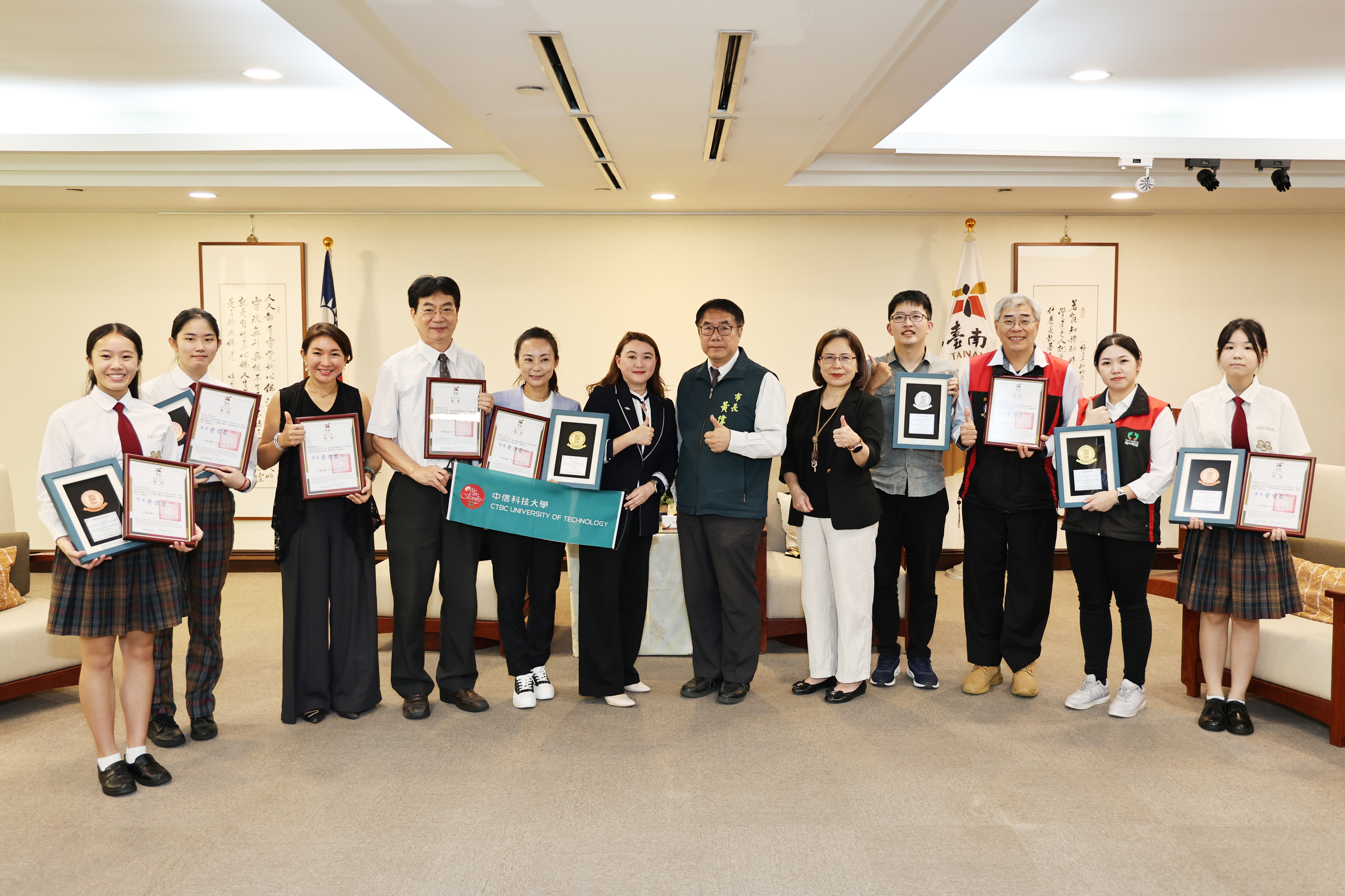 台南代表國際發明展奪6金4銀1銅 黃偉哲肯定台南研發實力被世界看見