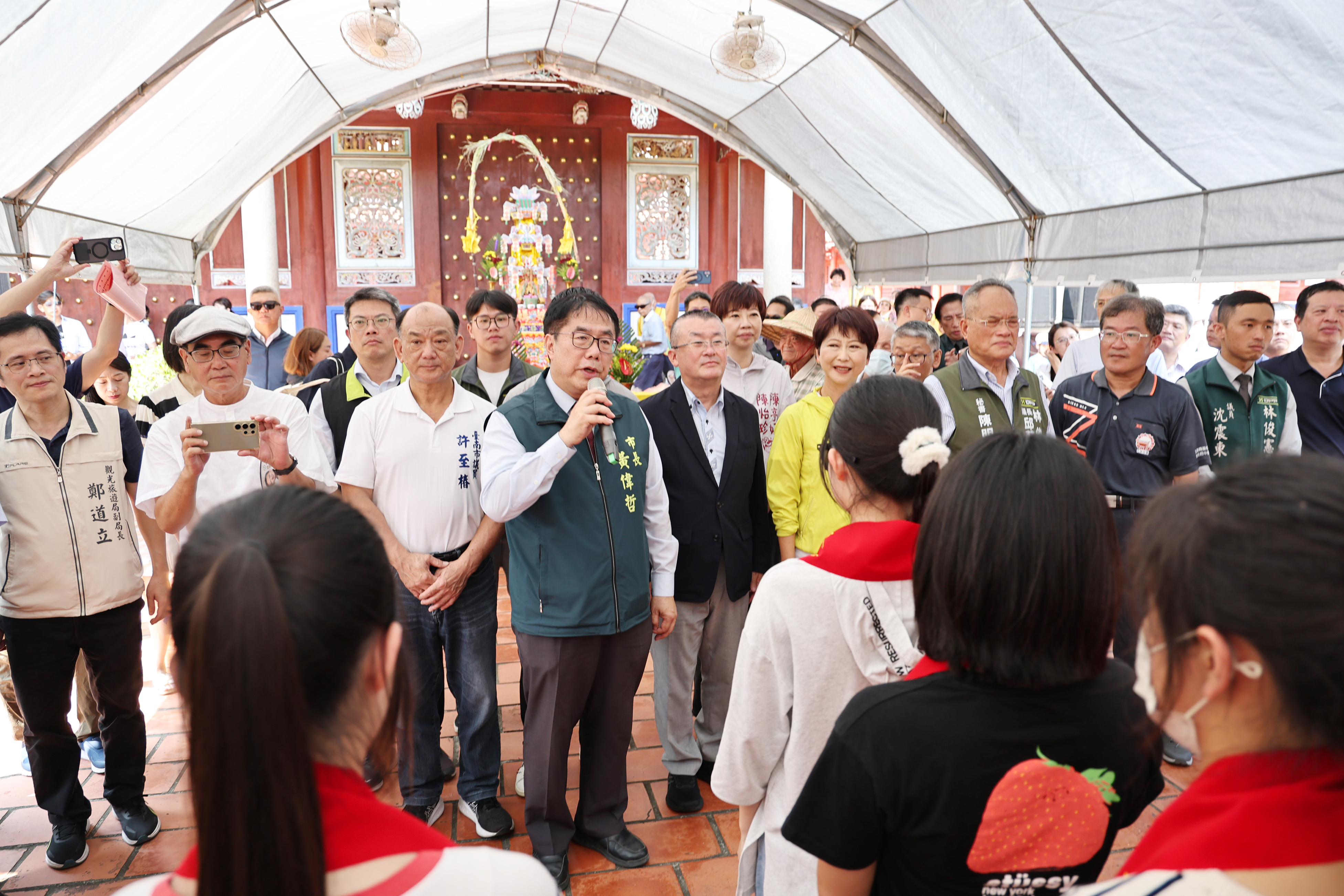孔廟商圈做十六歲成年禮活動 黃偉哲：盼年輕人理解文化傳承意涵