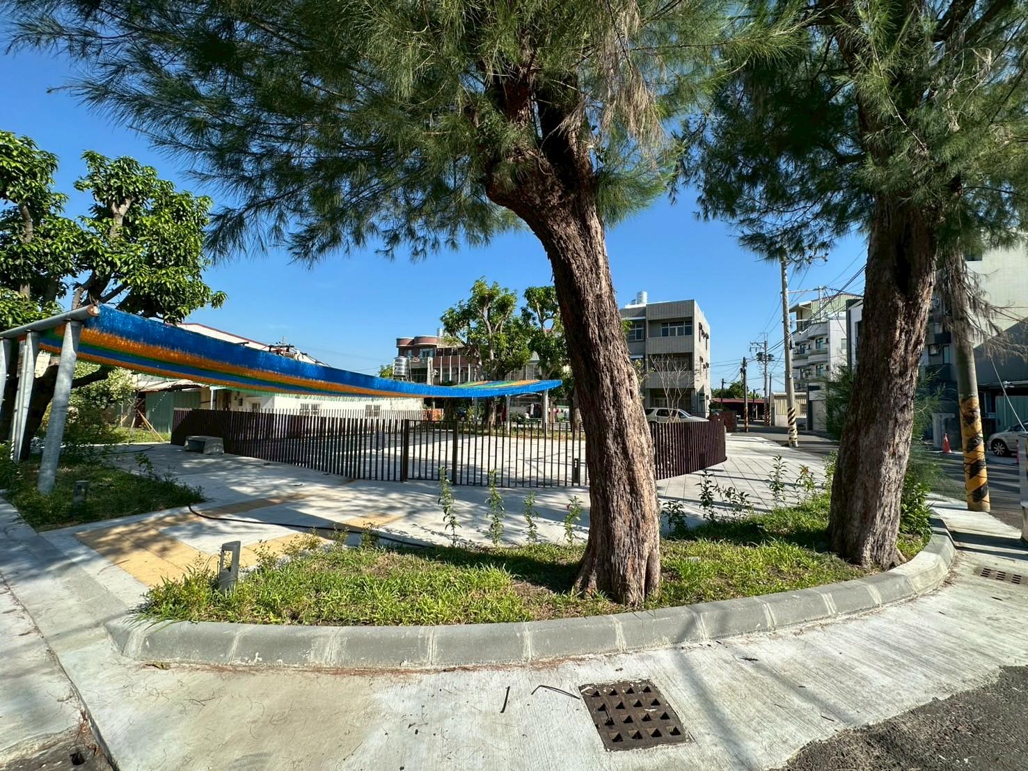 南安國小校地化身通學步道 寬敞舒適綠意盎然 家長學童齊聲稱讚