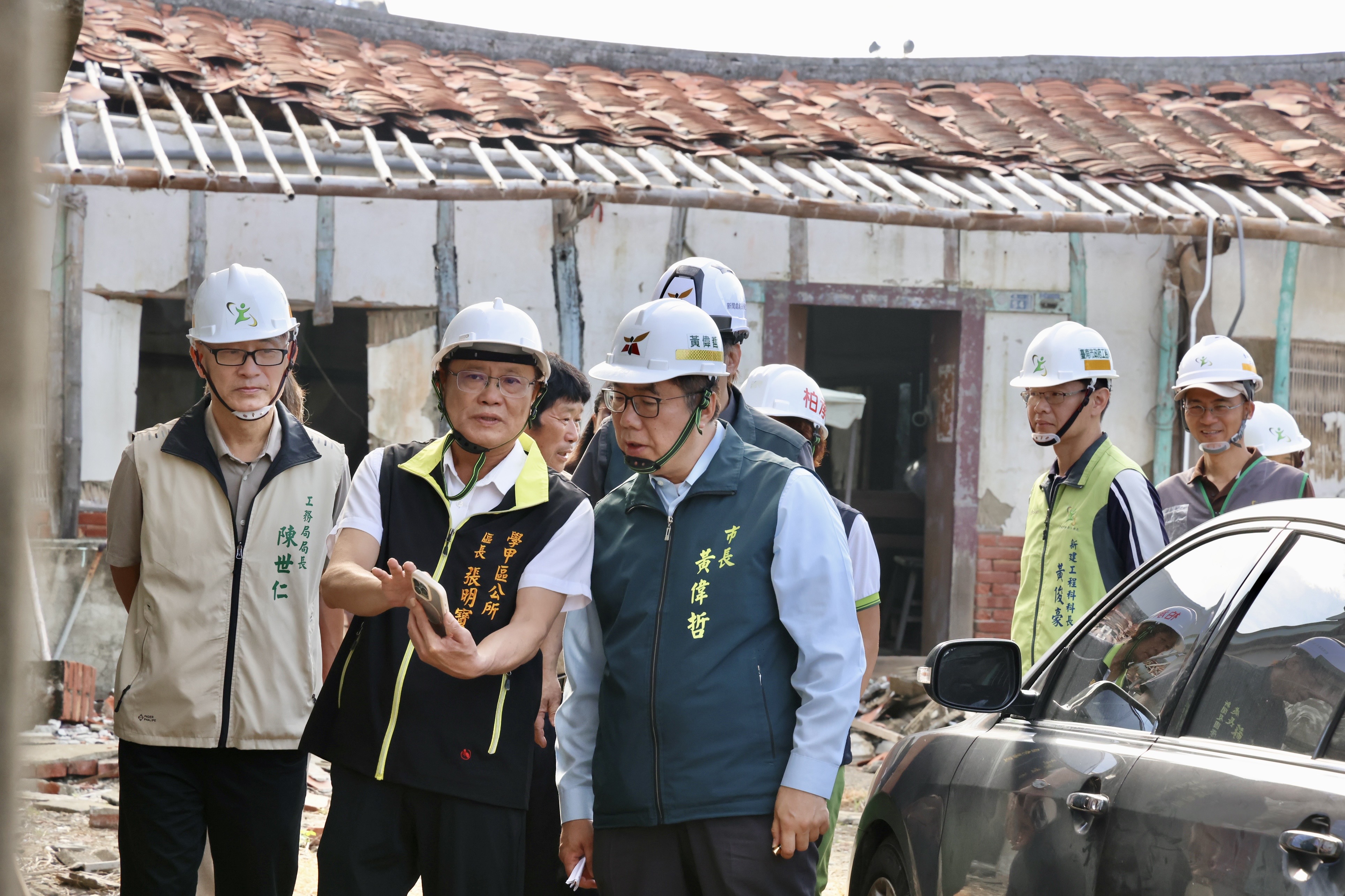 市府進場免費代拆風災嚴重受損房屋  黃偉哲呼籲受災戶儘速申請