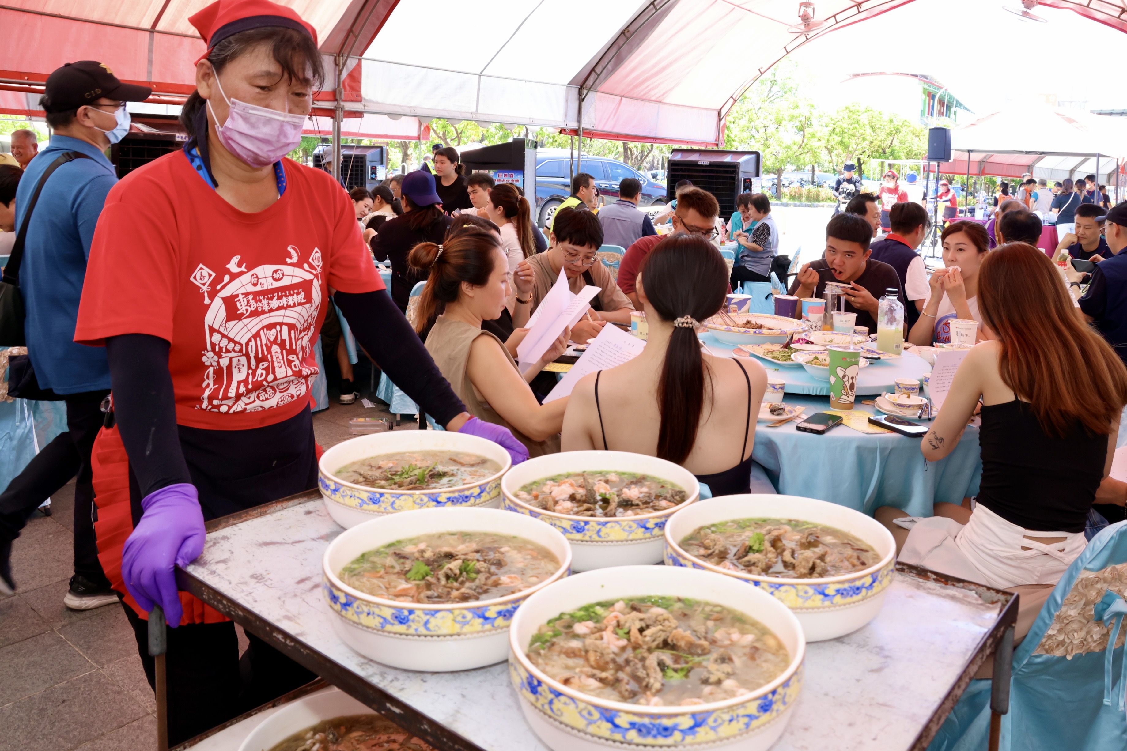 2025台南總舖師四季辦桌夏季場熱鬧開席！黃偉哲讚手路菜完美呈現台南味