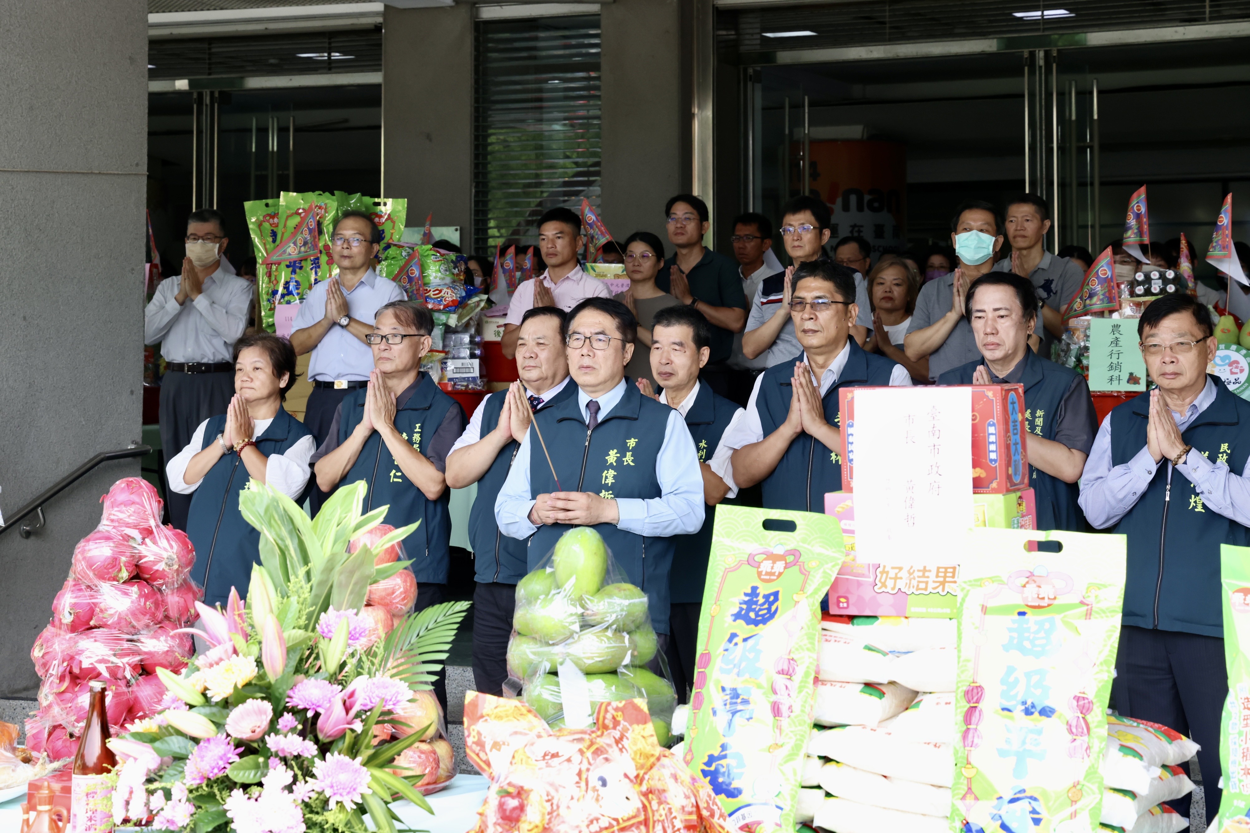 黃偉哲主持民治市政中心中元普渡祭典 祈求市民平安、市政順利