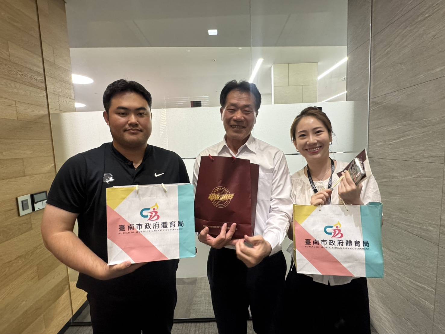 臺南運動雙引擎！馬拉松＋亞太棒球國際訓練中心　攜手韓國跑者與球隊共譜交流新頁