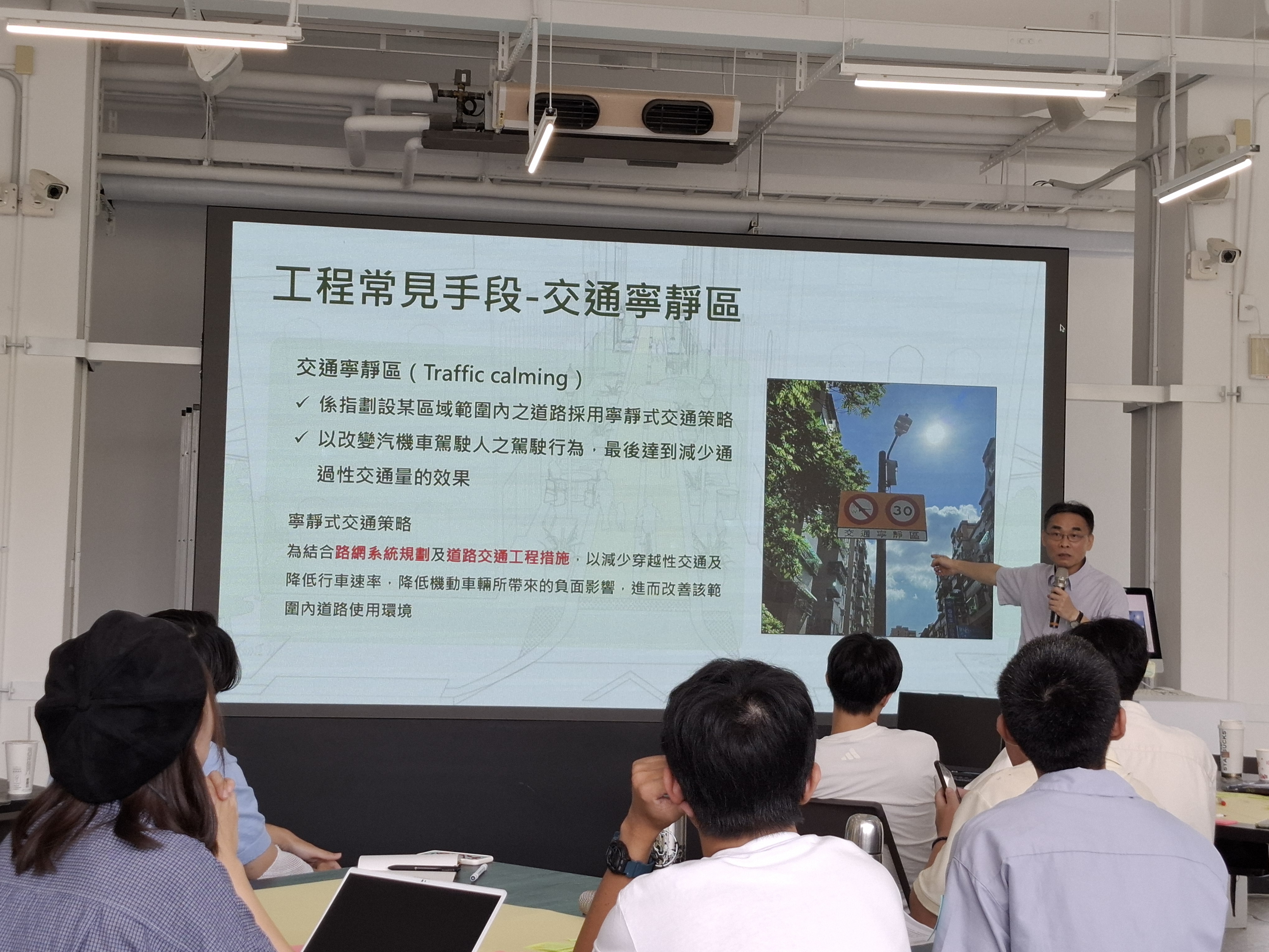 青年創意為城市加速 南青共議南鐵地下化後的綠色運具未來