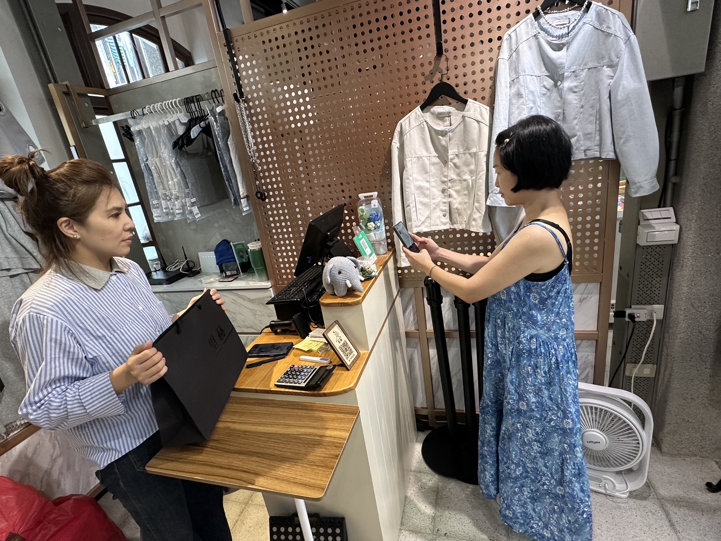 免帶現金逛西市場 年底前用LINE Pay天天九折等你來