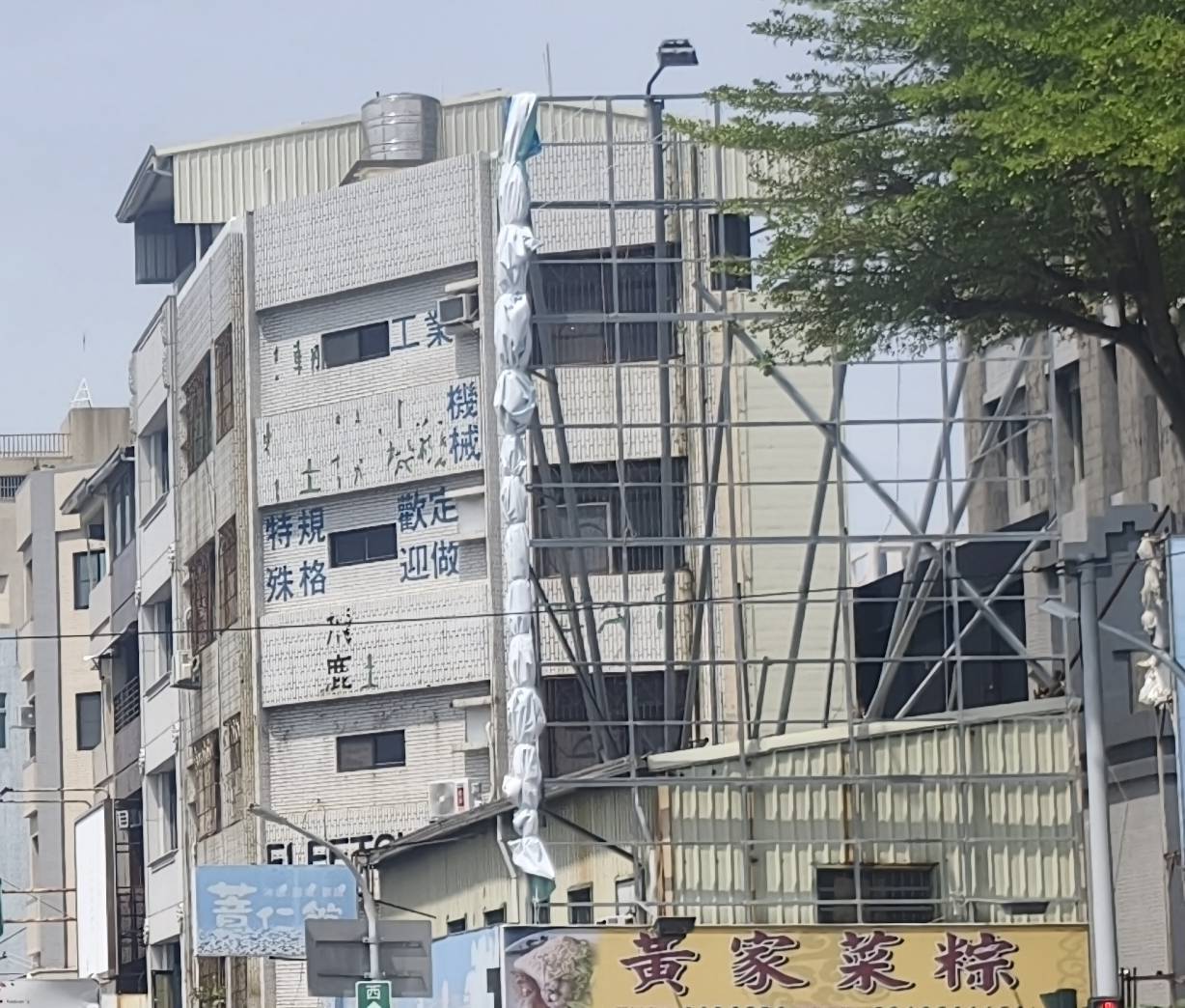 全面備戰樺加沙颱風 南市工務局嚴加稽查工地防汛整備 